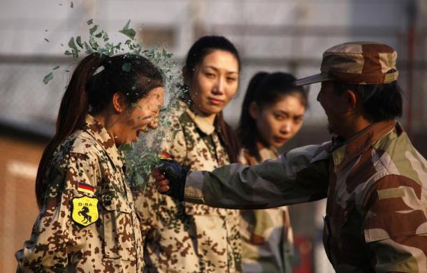 Những hình ảnh đẹp về phụ nữ trên khắp thế giới ảnh 10