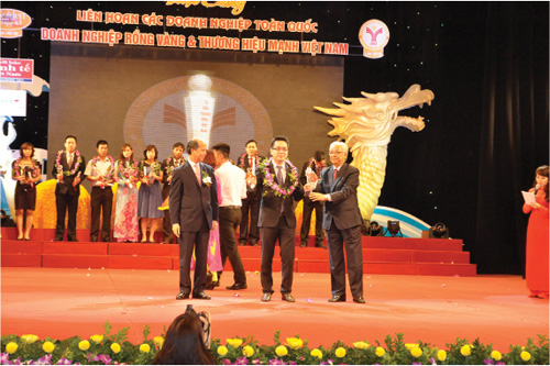Tân Á Đại Thành nhận “Thương hiệu mạnh Việt Nam” ảnh 1