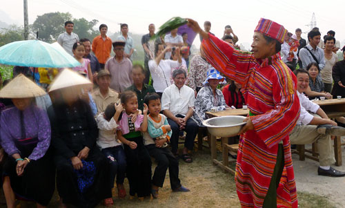 Lễ hội cầu mưa của người Thái trắng ảnh 1