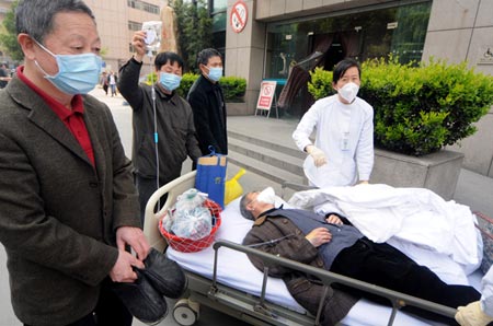 Bệnh nhân cúm H7N9 bắt đầu kháng thuốc ảnh 1