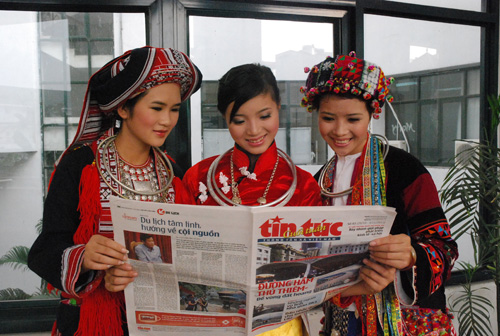 Tuần Tin Tức, thuở ban đầu - Bài 1: Ra số báo đầu tiên ảnh 1