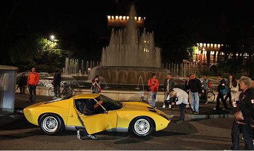 Lamborghini diễu hành rầm rộ nhân sinh nhật thứ 50 ảnh 5