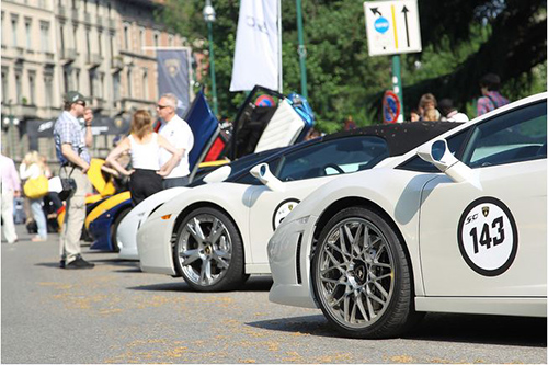 Lamborghini diễu hành rầm rộ nhân sinh nhật thứ 50 ảnh 9