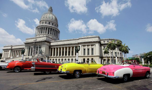 Hoài cổ với những chiếc xe màu sắc tại Cuba ảnh 6