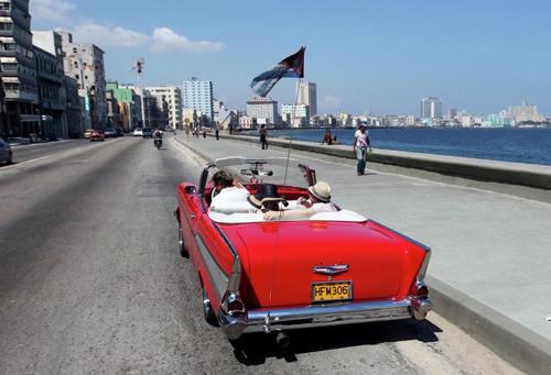 Hoài cổ với những chiếc xe màu sắc tại Cuba ảnh 8
