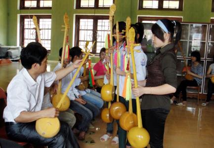 Bảo tồn và phát huy giá trị của hát Then xứ Lạng ảnh 1