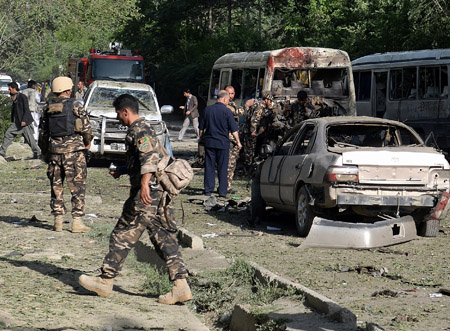 Taliban đánh bom gần Đại sứ quán Mỹ tại Afghanistan ảnh 1