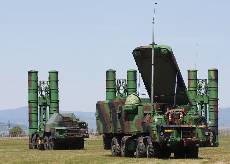 Đằng sau hệ thống tên lửa S-300 tại Syria ảnh 1