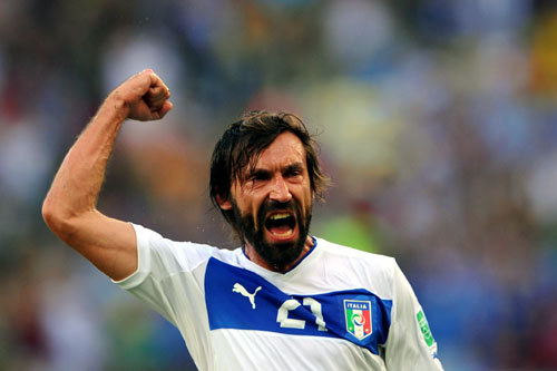 Pirlo tỏa sáng trong ngày gia nhập CLB 100 ảnh 1