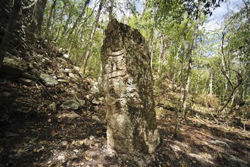 Phát hiện một thành phố cổ Maya ảnh 2