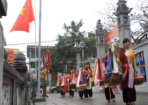 Gian nan lấy du lịch “nuôi” nghệ thuật