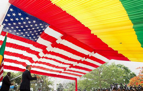 Gia đình Obama thăm chứng tích buôn bán nô lệ ảnh 9