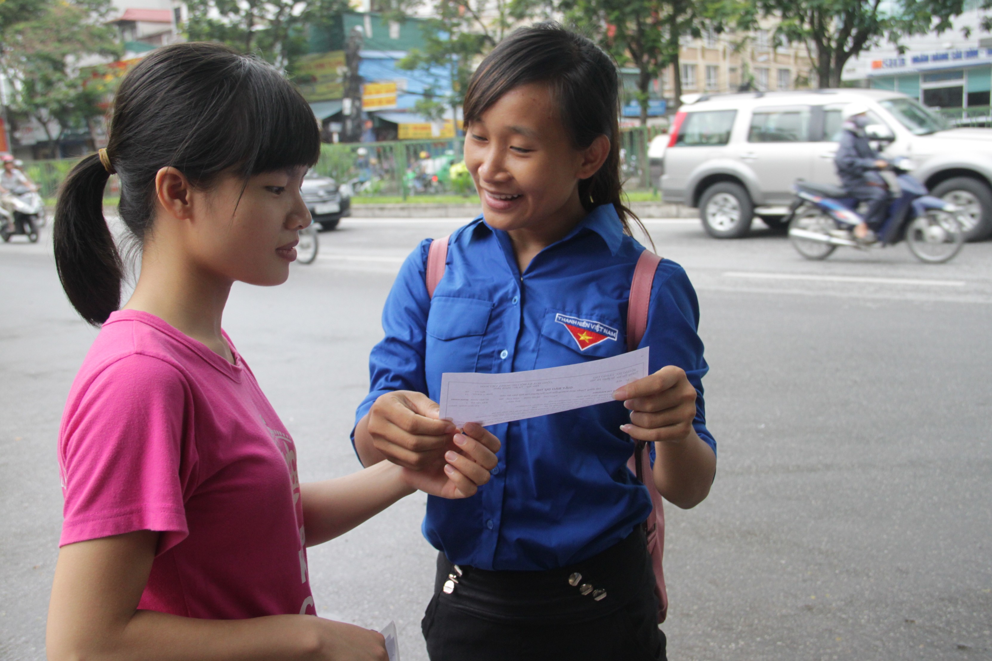 Gần 75% thí sinh đến làm thủ tục dự thi ảnh 1