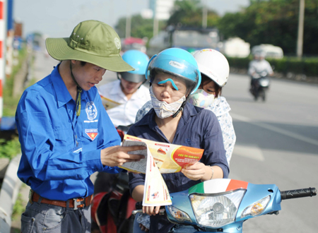 Thời tiết cả nước ủng hộ thí sinh 'vượt vũ môn' ảnh 1
