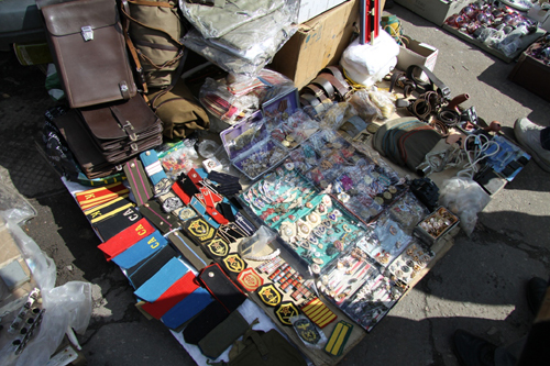 Đi chợ đồ cũ Kharkov