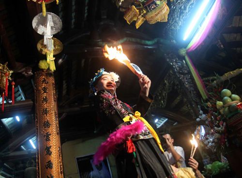 Liên hoan nghi lễ chầu văn Hà Nội ảnh 6