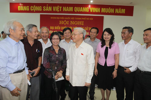 Tổng Bí thư Nguyễn Phú Trọng tiếp xúc cử tri ảnh 1