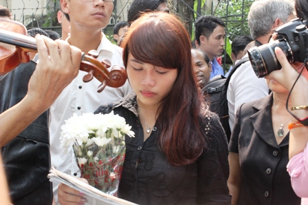 Dòng người nghẹn ngào viếng nhà riêng Đại tướng ảnh 10