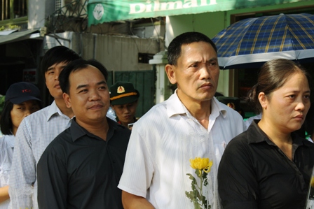 Toàn dân thương tiếc Đại tướng ảnh 18