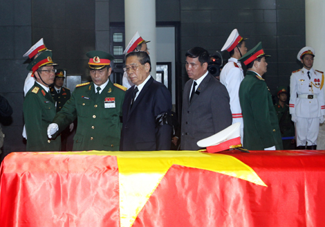 Nghẹn ngào xúc động bên linh cữu vị tướng tài danh