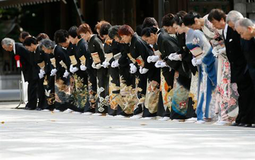 Thủ tướng Nhật nhiều khả năng sẽ thăm đền Yasukuni ảnh 1