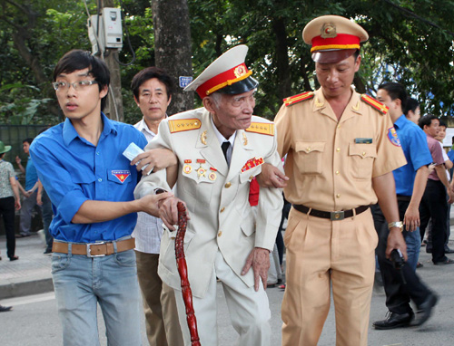 Để xây dựng Thủ đô thanh lịch, văn minh