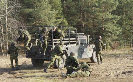 NATO tập trận lớn nhất 10 năm ảnh 1
