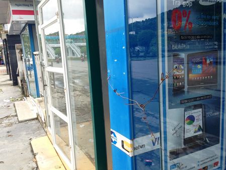 Lợi dụng bão, cạy phá cây ATM ảnh 2