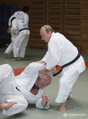 Khi ông Putin hết mình trên sàn võ ảnh 3
