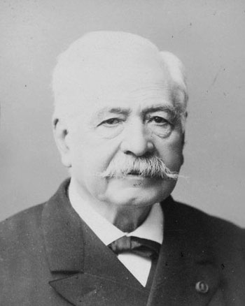 Người khơi thông kênh đào Suez