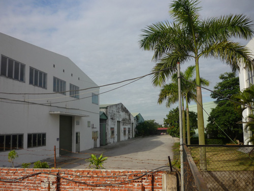 Phong tỏa tài sản tranh chấp trên đất Cty Kim Lân