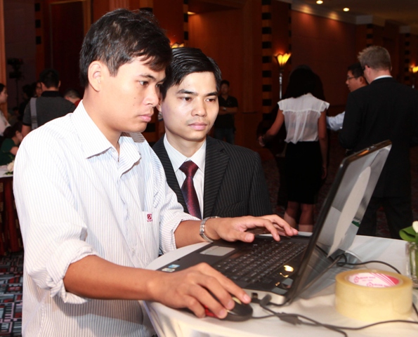 Internet Day 2013 “Tương lai nền kinh tế internet Việt Nam” ảnh 1