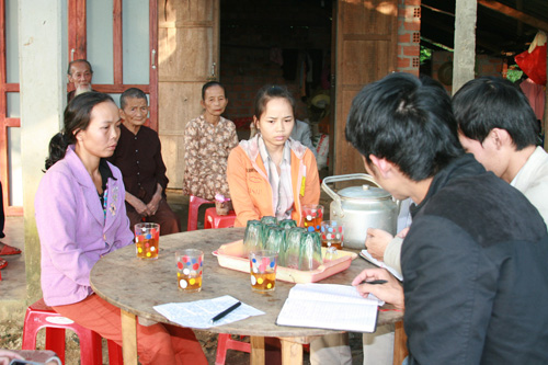 Cuối năm, mùa... vỡ hụi ảnh 1