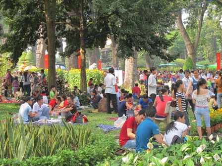 TP Hồ Chí Minh: Tấp nập các khu vui chơi, giải trí