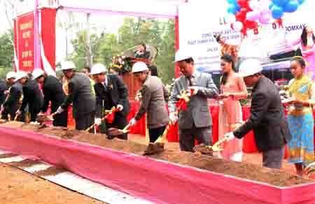Việt Nam giúp Lào xây dựng Đài tiếp sóng Truyền hình- Phát thanh ảnh 1