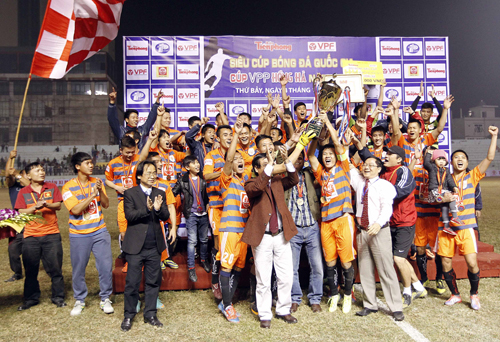 The Vissai Ninh Bình giành Siêu Cúp Quốc gia năm 2013 ảnh 1