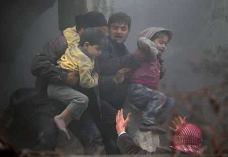 Những nạn nhân bé nhỏ trong nội chiến Syria ảnh 2