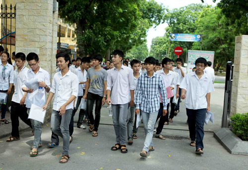 Tự chủ tuyển sinh nhưng không “tự bơi” ảnh 1