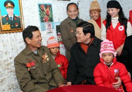 Chủ tịch nước thăm vùng biên giới Lạng Sơn | Thời sự | BáoTinTức.vn