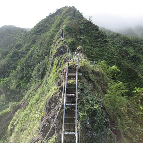 ‘Cầu thang lên Thiên đàng’ - vẻ đẹp hùng vĩ ở Hawaii ảnh 5