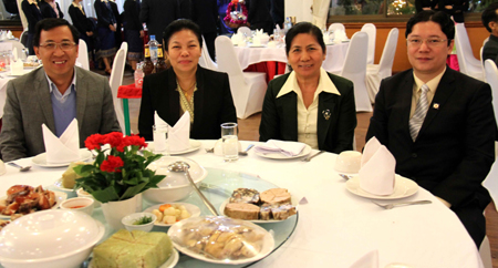 LaoVietBank đón Tết sớm ảnh 1