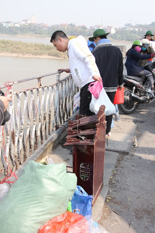 Rộn ràng tiễn ông Công, ông Táo ảnh 7