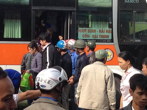 Nhộn nhạo 'cò' tại bến xe khách Hà Nội ảnh 7