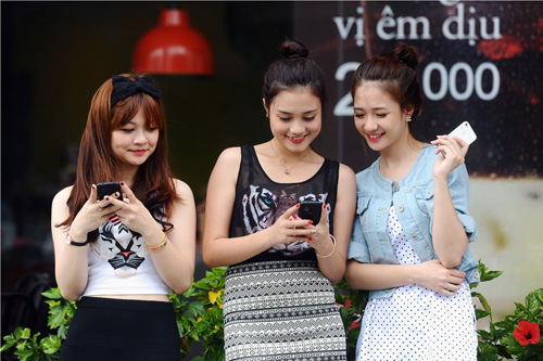 Không nghẽn mạng di động trong ngày Tết ảnh 1