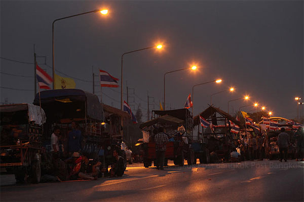 Nông dân Thái hoãn biểu tình ở sân bay Bangkok ảnh 1