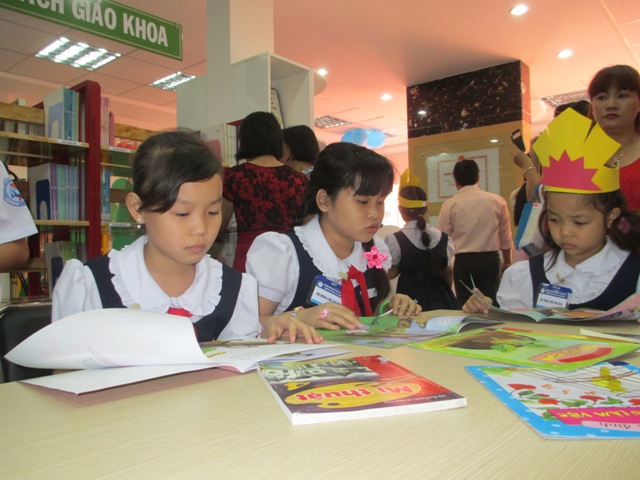 Khánh thành thư viện trường tiểu học hiện đại nhất ảnh 1