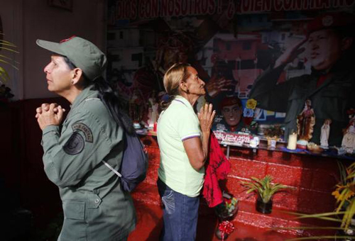 Venezuela tưởng niệm một năm ngày mất cố lãnh đạo Hugo Chavez ảnh 8