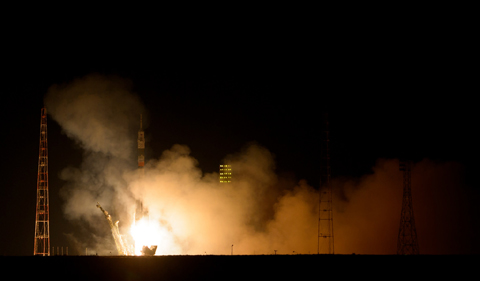 Tàu vũ trụ Soyuz không lắp ráp được với ISS ảnh 1