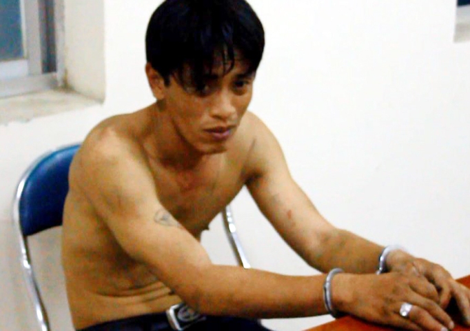 'Đạo chích' đi xe SH trộm tivi trong khách sạn ảnh 2