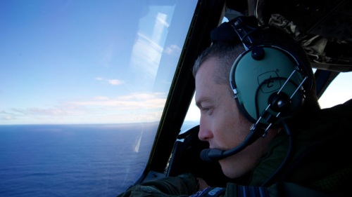 Hộp đen MH370 có thể đã hết pin ảnh 1